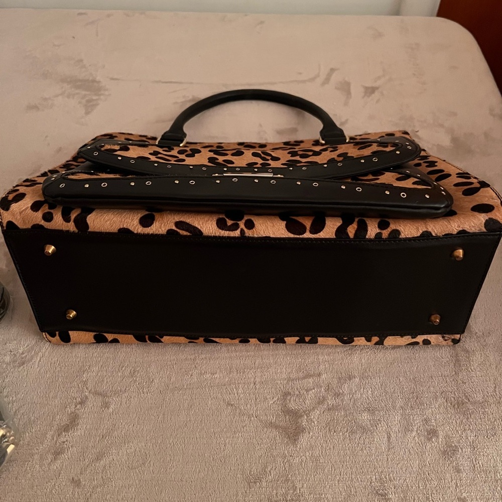 Koret Leopard Print Leather Handbag with Black Accents and studded NWOT - Picture 10 of 10